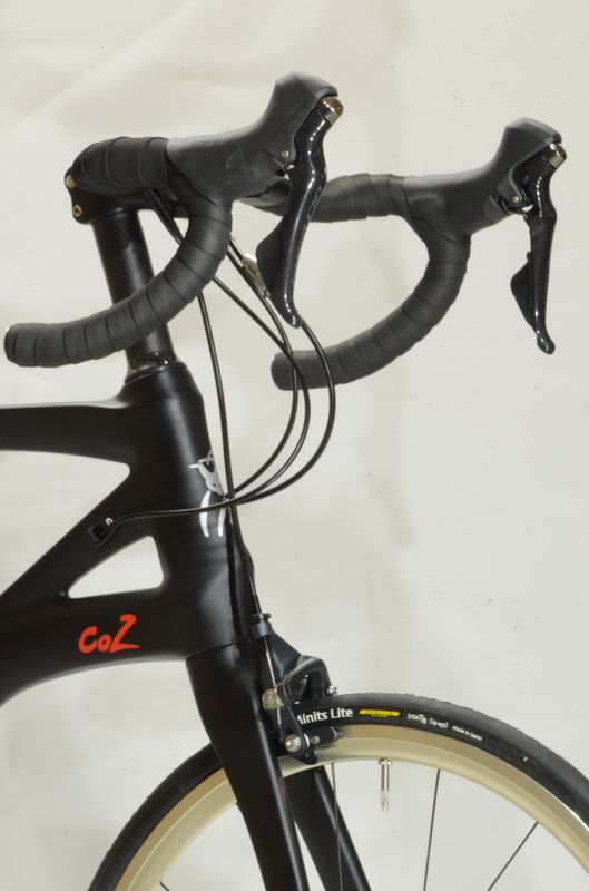 精悍なZ型フレーム [アルテグラモデル試作車]